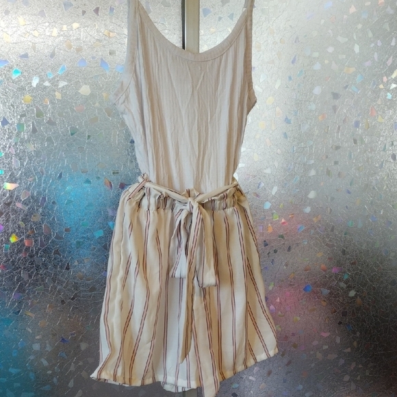 Love Squared High Waist White and Red Shorts - Picture 7 of 9